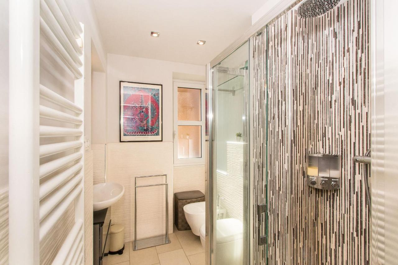 Corso Vittorio & Valentino Bright Studio Apartment Turin Exterior photo