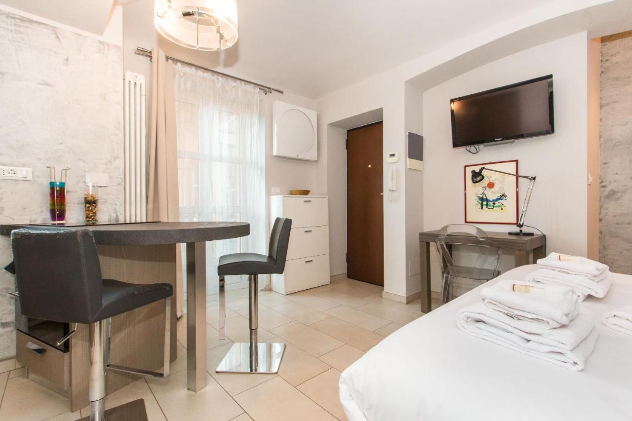 Corso Vittorio & Valentino Bright Studio Apartment Turin Exterior photo
