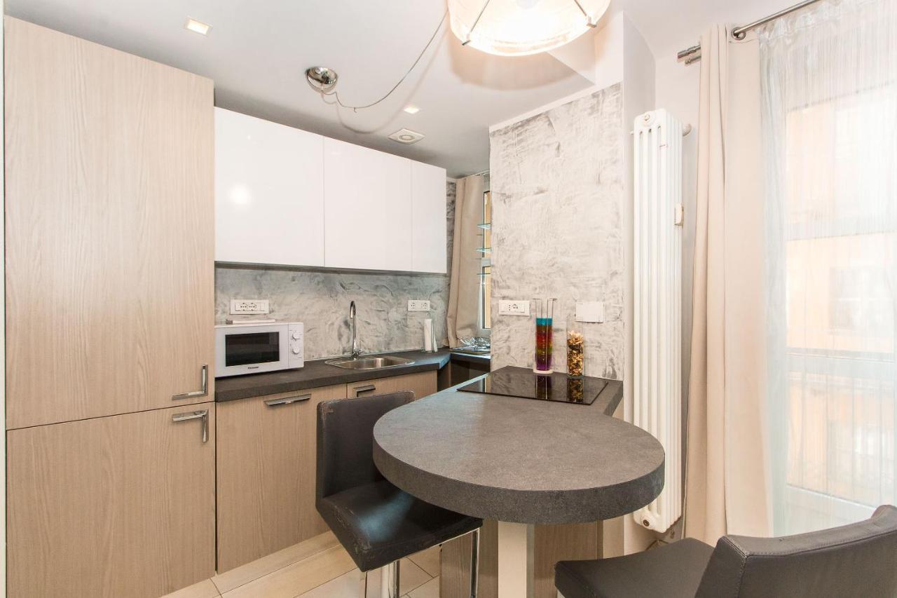 Corso Vittorio & Valentino Bright Studio Apartment Turin Exterior photo