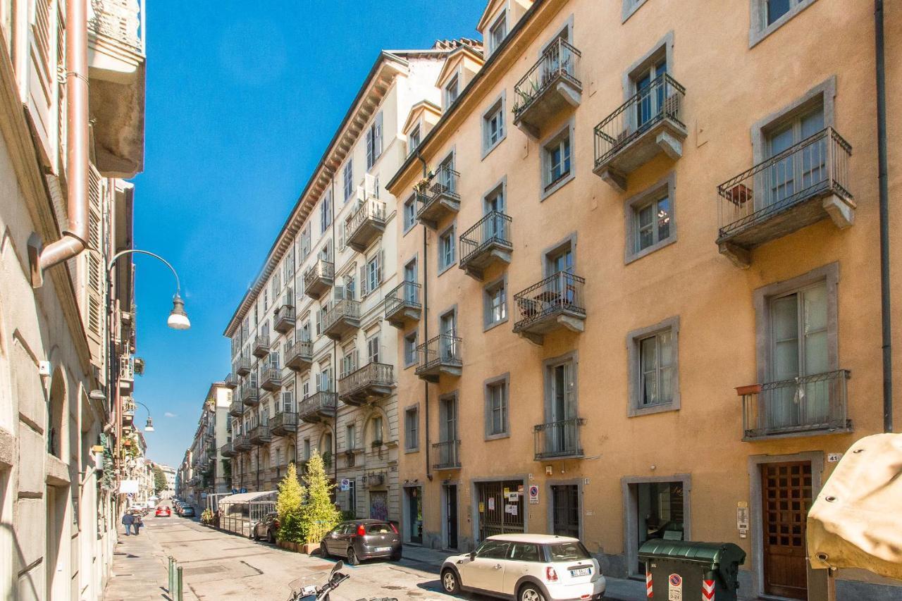 Corso Vittorio & Valentino Bright Studio Apartment Turin Exterior photo